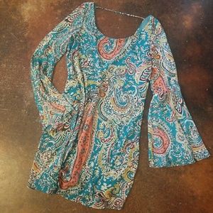 Bell sleeve dress open back paisley small